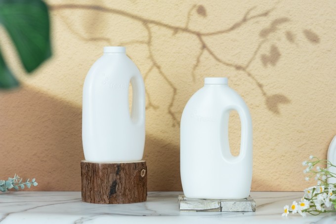 Chai trọng lượng nhẹ, bảo vệ môi trường của Duy Tân. Ảnh: Duy Tân