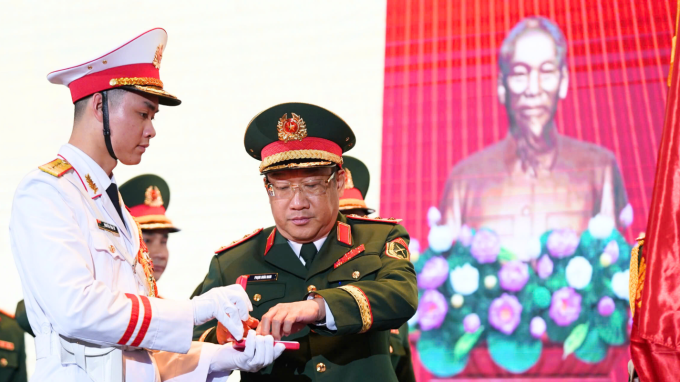 Thượng tướng Phạm Hoài Nam, Ủy viên Ban chấp hành Trung ương Đảng, Ủy viên Quân ủy Trung ương, Thứ trưởng Bộ Quốc phòng tại sự kiện. Ảnh: Viettel
