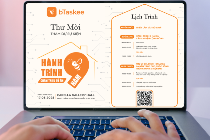 Khách hàng kiểm tra lịch trình sự kiện Hành trình 9 năm bTaskee. Ảnh: bTaskee